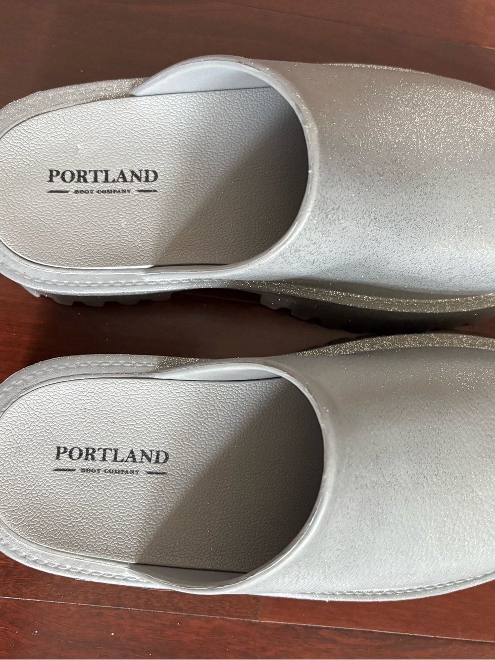 Portland boot Company, silver glitter clog, clogie, women’s size 7, NEW - Picture 6 of 9